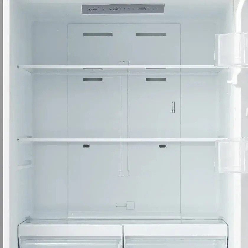 erbm19cbs_interior6507f0cdbbcfe2.48228752_45d34.webp